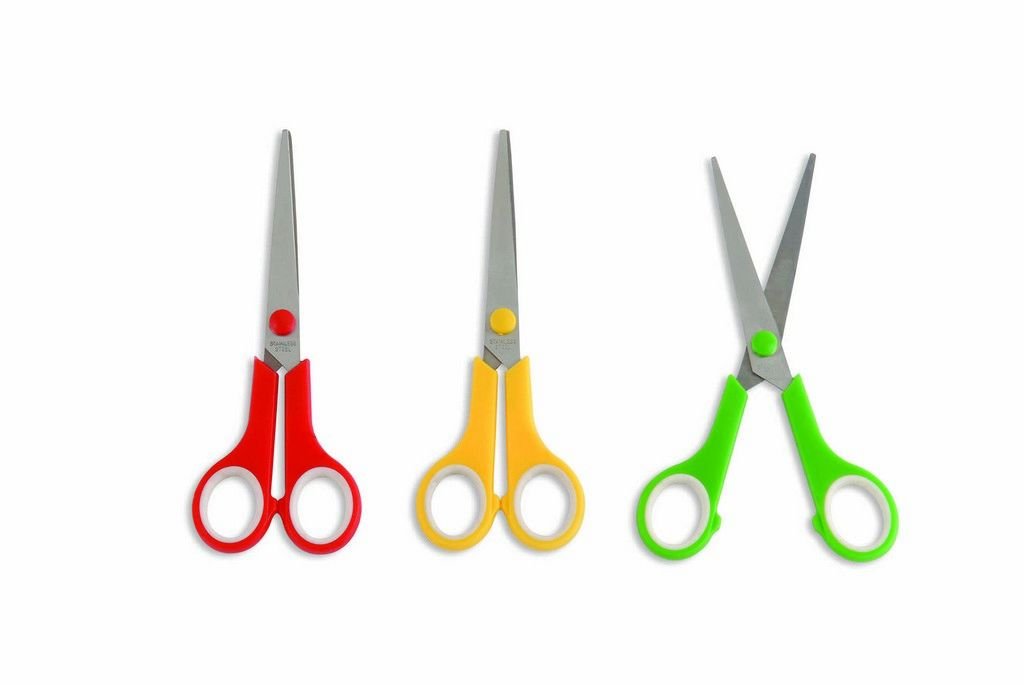 İnox Plastik Saplı Büro Makası